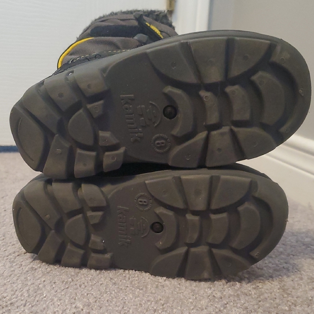 Kamik Waterproof Kids Winter Snow Boots Size 8 | Black Yellow | Warm Insulated - Picture 2 of 5